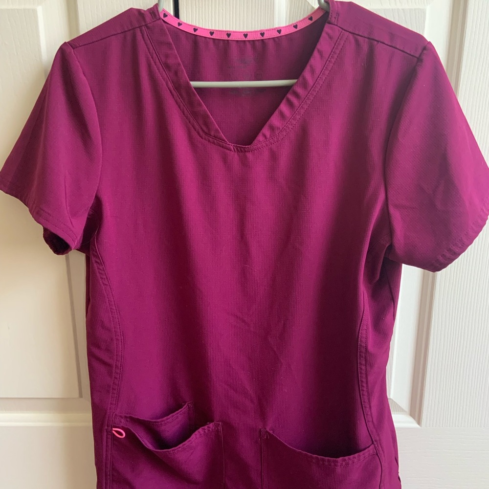 Gently used wine-colored HeartSoul scrub top